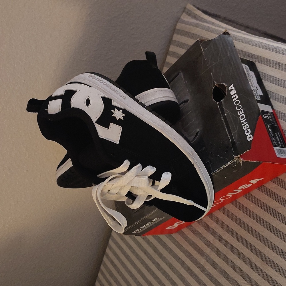 Gently Used DC Kids Black and White Sneakers Size 5.5